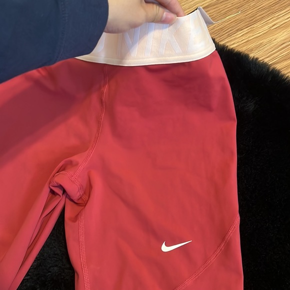 Nike Leggings - Picture 4 of 4